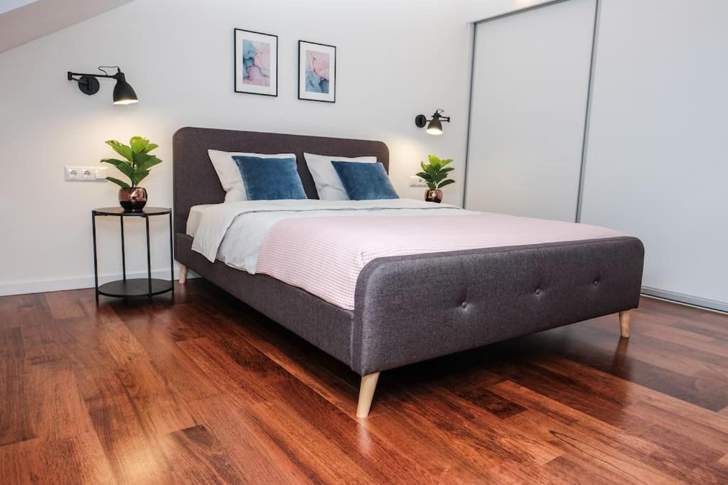 #Stayhere - Spacious Luxury Town Hall 3Bdr Apartment Аеропорт Вільнюс Екстер'єр фото